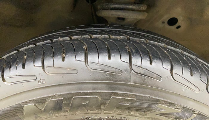 2015 Maruti Wagon R 1.0 VXI, CNG, Manual, 16,895 km, Right Front Tyre Tread