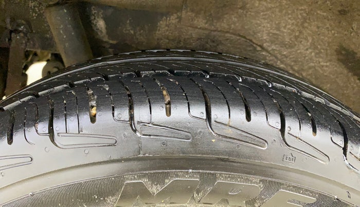 2015 Maruti Wagon R 1.0 VXI, CNG, Manual, 16,895 km, Right Rear Tyre Tread