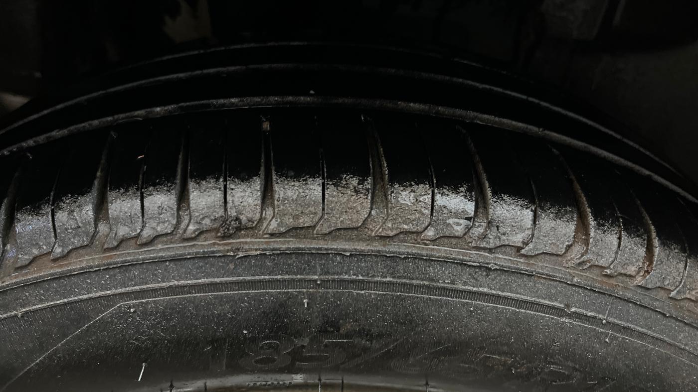 2022 Maruti Swift ZXI, Petrol, Manual, 53,392 km, Right Rear Tyre Tread