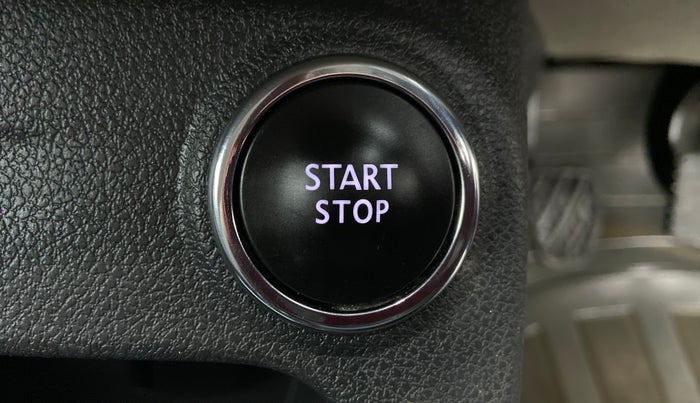 2019 Renault Captur PLATINE PETROL DUAL TONE, Petrol, Manual, 11,108 km, Keyless Start/ Stop Button