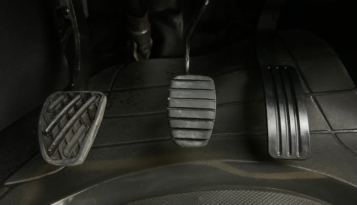 2019 Renault Captur PLATINE PETROL DUAL TONE, Petrol, Manual, 11,108 km, Pedals