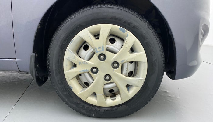 2014 Hyundai i10 MAGNA 1.1 IRDE2, Petrol, Manual, 33,799 km, Right Front Wheel