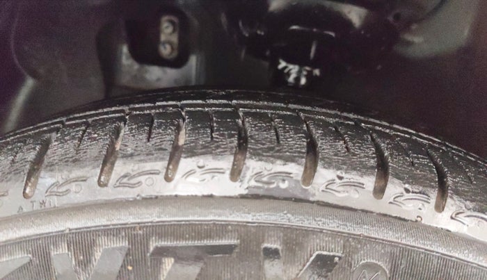 2023 Hyundai GRAND I10 NIOS SPORTZ 1.2 KAPPA VTVT, Petrol, Manual, 18,708 km, Left Front Tyre Tread