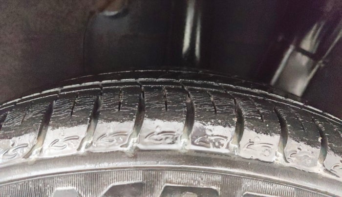 2023 Hyundai GRAND I10 NIOS SPORTZ 1.2 KAPPA VTVT, Petrol, Manual, 18,708 km, Left Rear Tyre Tread