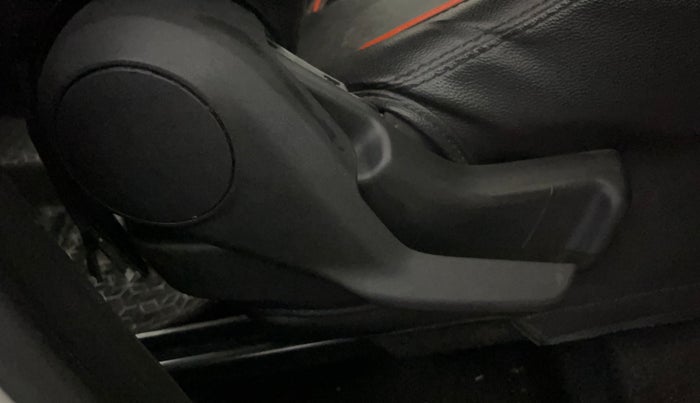 2022 Maruti Celerio VXI CNG, CNG, Manual, 47,768 km, Driver Side Adjustment Panel