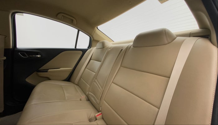2018 Honda City 1.5L I-VTEC V MT, Petrol, Manual, 24,026 km, Right Side Rear Door Cabin