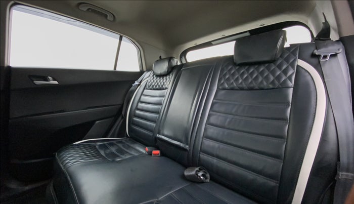 2018 Hyundai Creta 1.6 SX AT CRDI, Diesel, Automatic, 29,856 km, Right Side Rear Door Cabin