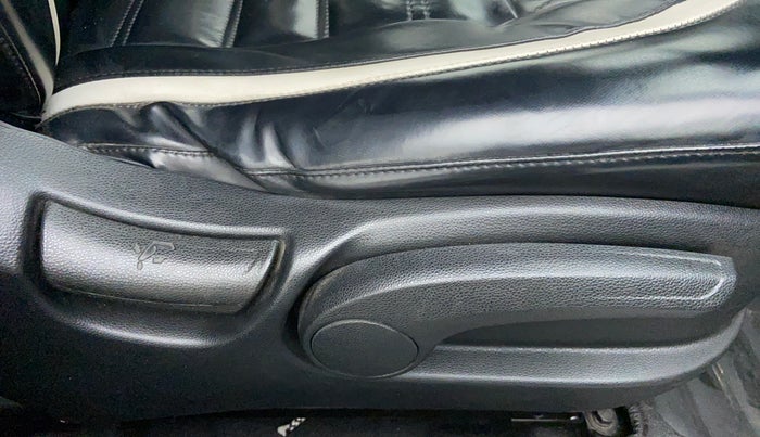 2018 Hyundai Creta 1.6 SX AT CRDI, Diesel, Automatic, 29,856 km, Driver Side Adjustment Panel