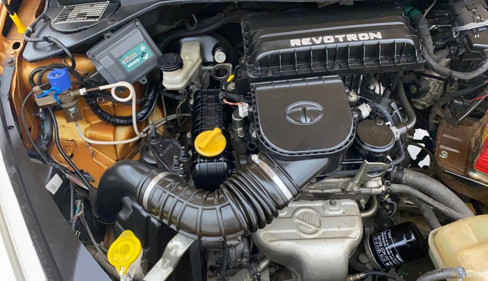 2017 Tata Tiago XT PETROL, CNG, Manual, 46,328 km, Engine View - Right