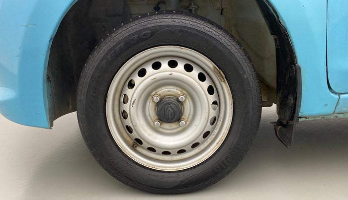 2015 Datsun Go A, Petrol, Manual, 25,206 km, Left Front Wheel