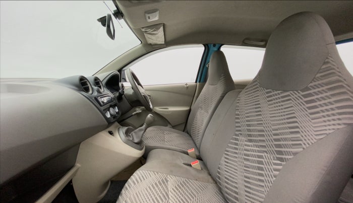2015 Datsun Go A, Petrol, Manual, 25,206 km, Right Side Front Door Cabin