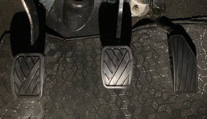 2022 Maruti New Wagon-R VXI 1.0, Petrol, Manual, 60,435 km, Pedals