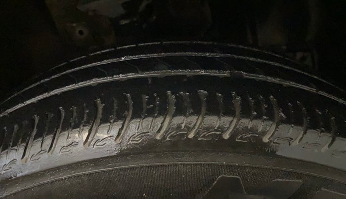 2022 Maruti New Wagon-R VXI 1.0, Petrol, Manual, 60,435 km, Right Front Tyre Tread