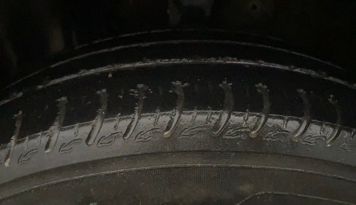 2022 Maruti New Wagon-R VXI 1.0, Petrol, Manual, 60,435 km, Left Front Tyre Tread