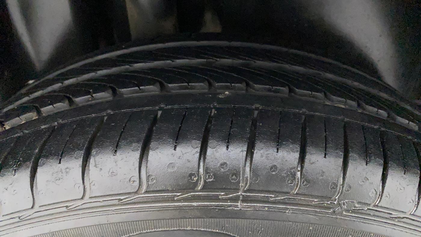 2016 Volkswagen Polo GT TSI AT, Petrol, Automatic, 93,132 km, Right Rear Tyre Tread