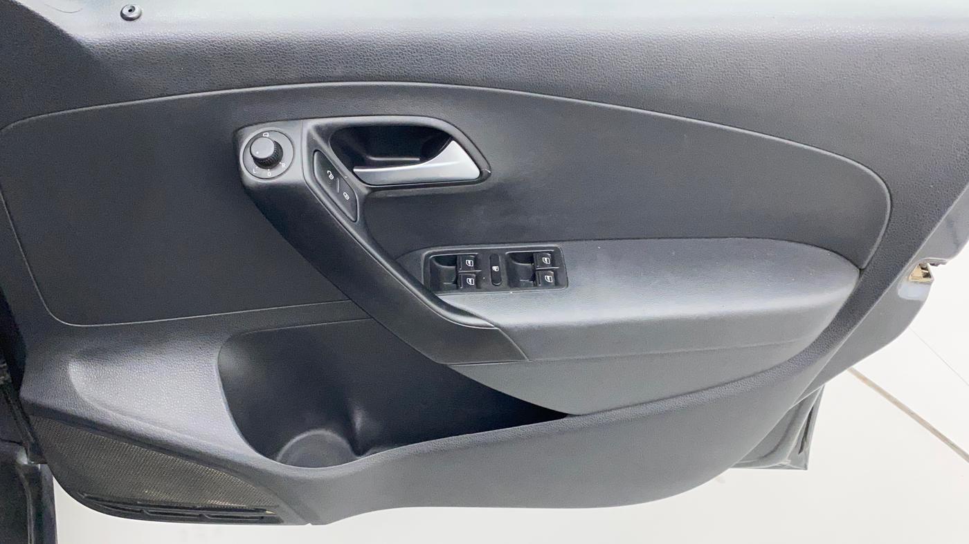 2016 Volkswagen Polo GT TSI AT, Petrol, Automatic, 93,132 km, Driver Side Door Panels Control
