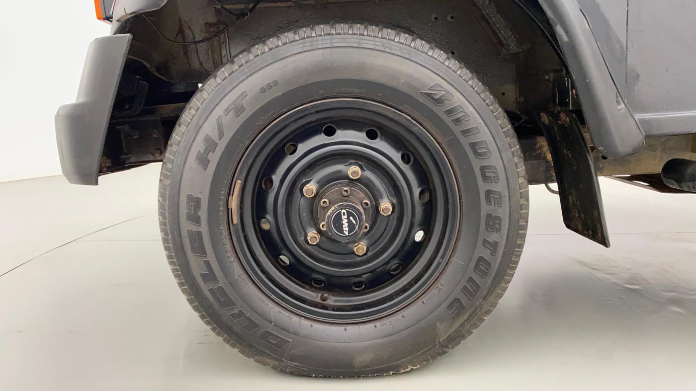 2017 Mahindra Thar CRDE 4X4 AC, Diesel, Manual, 45,807 km, Left Front Wheel