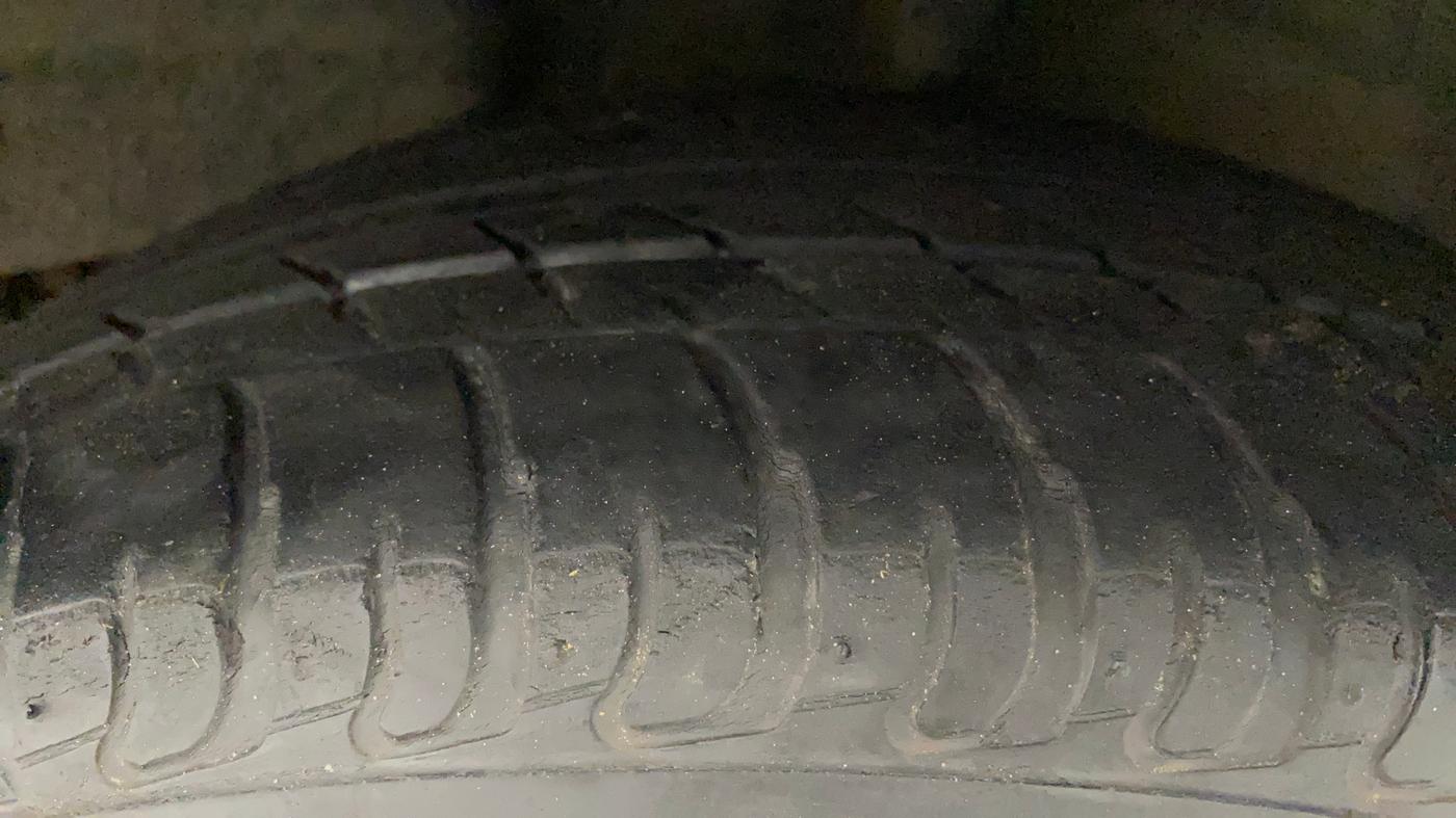 2010 Honda Accord 2.4L I-VTEC AT, Petrol, Automatic, 75,842 km, Right Rear Tyre Tread