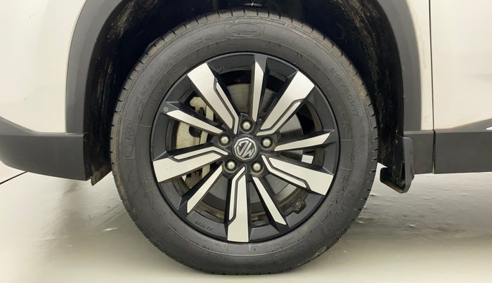2020 MG HECTOR SHARP HYBRID 1.5 PETROL, Petrol, Manual, 26,162 km, Left Front Wheel