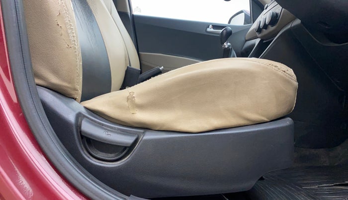 2016 Hyundai Grand i10 SPORTZ 1.2 KAPPA VTVT, Petrol, Manual, 78,273 km, Driver Side Adjustment Panel