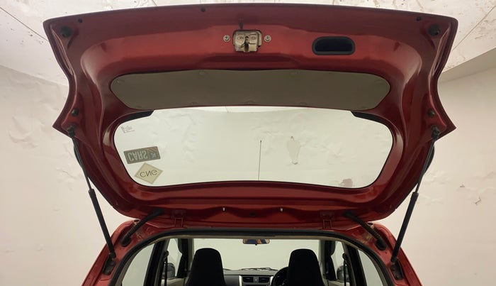 2014 Maruti Celerio VXI CNG, CNG, Manual, 1,03,454 km, Boot Door Open