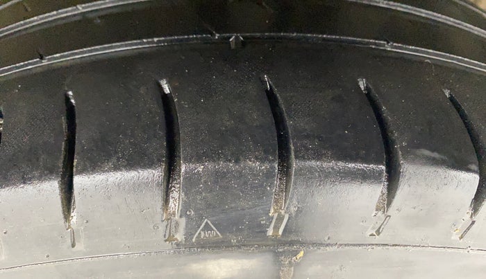 2015 Hyundai Elite i20 SPORTZ 1.2, Petrol, Manual, 93,408 km, Left Rear Tyre Tread