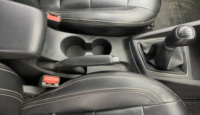 2015 Hyundai Elite i20 SPORTZ 1.2, Petrol, Manual, 93,408 km, Gear Lever