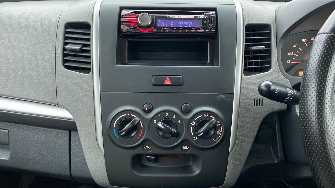 2011 Maruti Wagon R 1.0 LXI, Petrol, Manual, 82,053 km, Air Conditioner