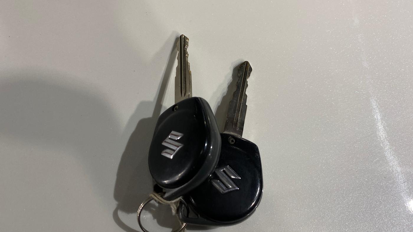 2022 Maruti Baleno SIGMA PETROL 1.2, Petrol, Manual, 45,537 km, Key Close Up
