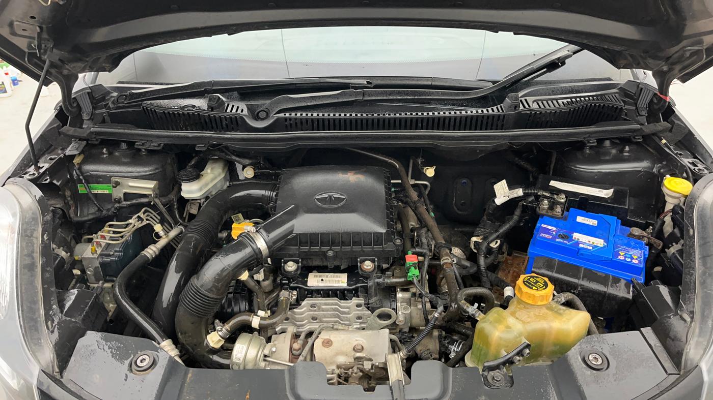 2019 Tata NEXON XZ PLUS PETROL, Petrol, Manual, 40,741 km, Engine View
