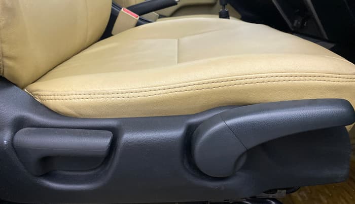 2015 Honda City 1.5L I-VTEC V MT, Petrol, Manual, 64,129 km, Driver Side Adjustment Panel