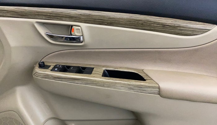 2021 Maruti Ciaz DELTA AT 1.5 SHVS PETROL, Petrol, Automatic, 42,474 km, Driver Side Door Panels Control