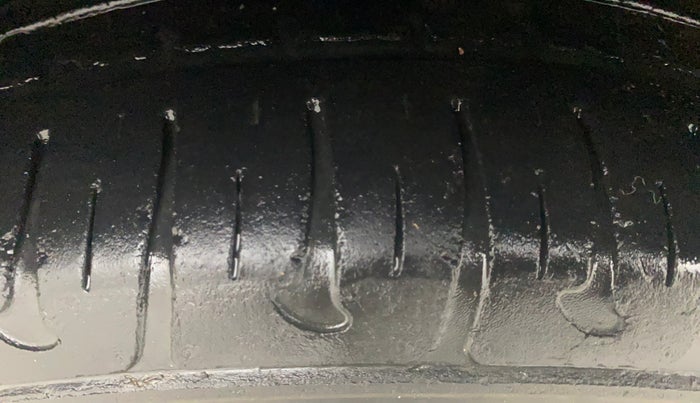 2019 Hyundai Grand i10 SPORTZ 1.2 KAPPA VTVT, Petrol, Manual, 28,503 km, Left Front Tyre Tread