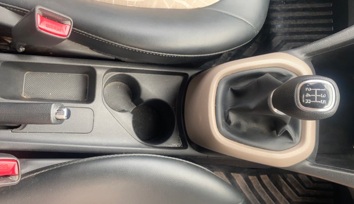 2019 Hyundai Grand i10 SPORTZ 1.2 KAPPA VTVT, Petrol, Manual, 28,503 km, Gear Lever