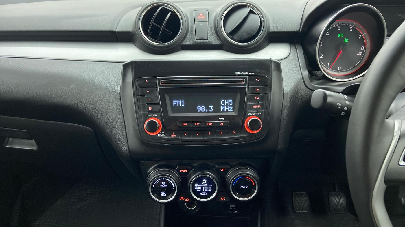 2018 Maruti Swift ZXI D, Petrol, Manual, 12,501 km, Air Conditioner