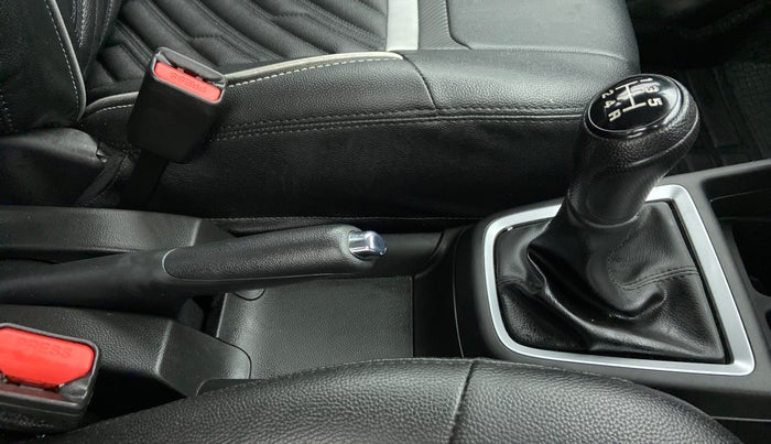 2018 Maruti Swift ZXI D, Petrol, Manual, 12,501 km, Gear Lever