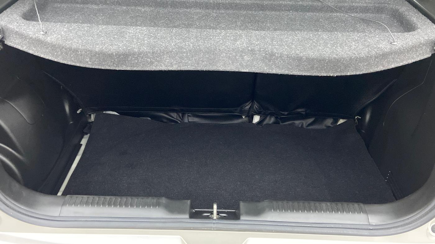 2018 Maruti Swift ZXI D, Petrol, Manual, 12,501 km, Boot Inside