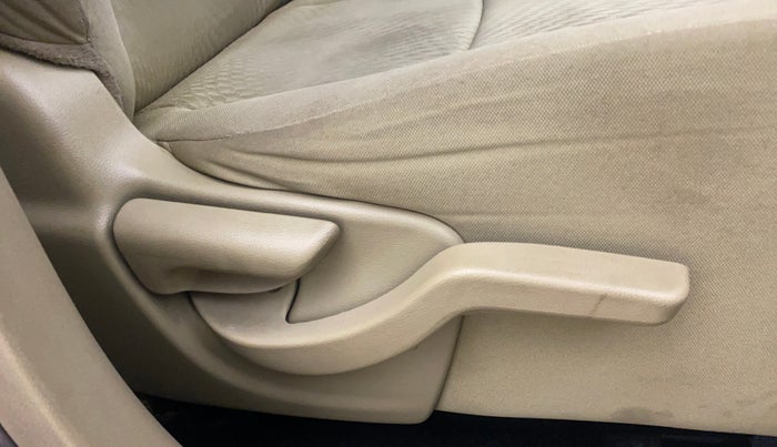 2014 Honda Amaze 1.2L I-VTEC S AT, Petrol, Automatic, 1,05,124 km, Driver Side Adjustment Panel