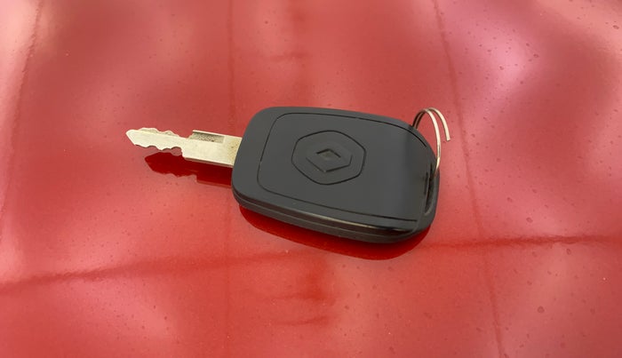 2016 Renault Kwid RXT 1.0, Petrol, Manual, 56,424 km, Key Close Up