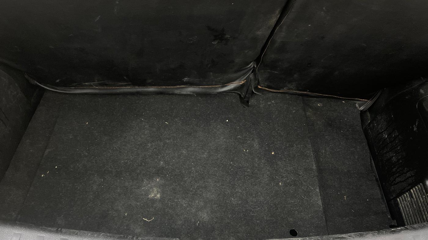 2016 Maruti Swift VDI (O), Diesel, Manual, 91,202 km, Boot Inside