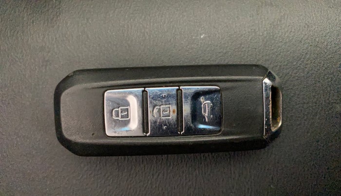 2019 MG HECTOR SHARP 1.5 DCT PETROL, Petrol, Automatic, 71,198 km, Key Close Up