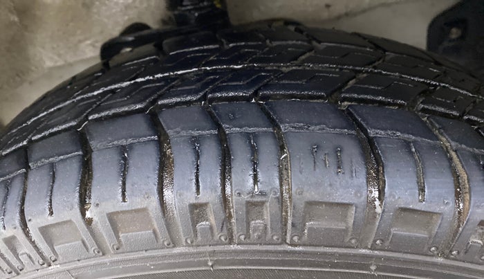 2021 Maruti Eeco 5 STR WITH AC PLUSHTR, Petrol, Manual, 9,611 km, Left Front Tyre Tread