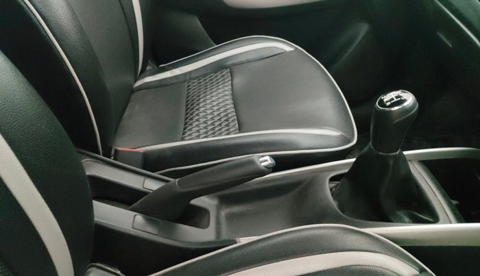 2018 Maruti Baleno DELTA PETROL 1.2, Petrol, Manual, 79,928 km, Gear Lever