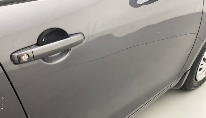 2017 Maruti Swift VXI, Petrol, Manual, 51,044 km, Driver-side door - Minor scratches