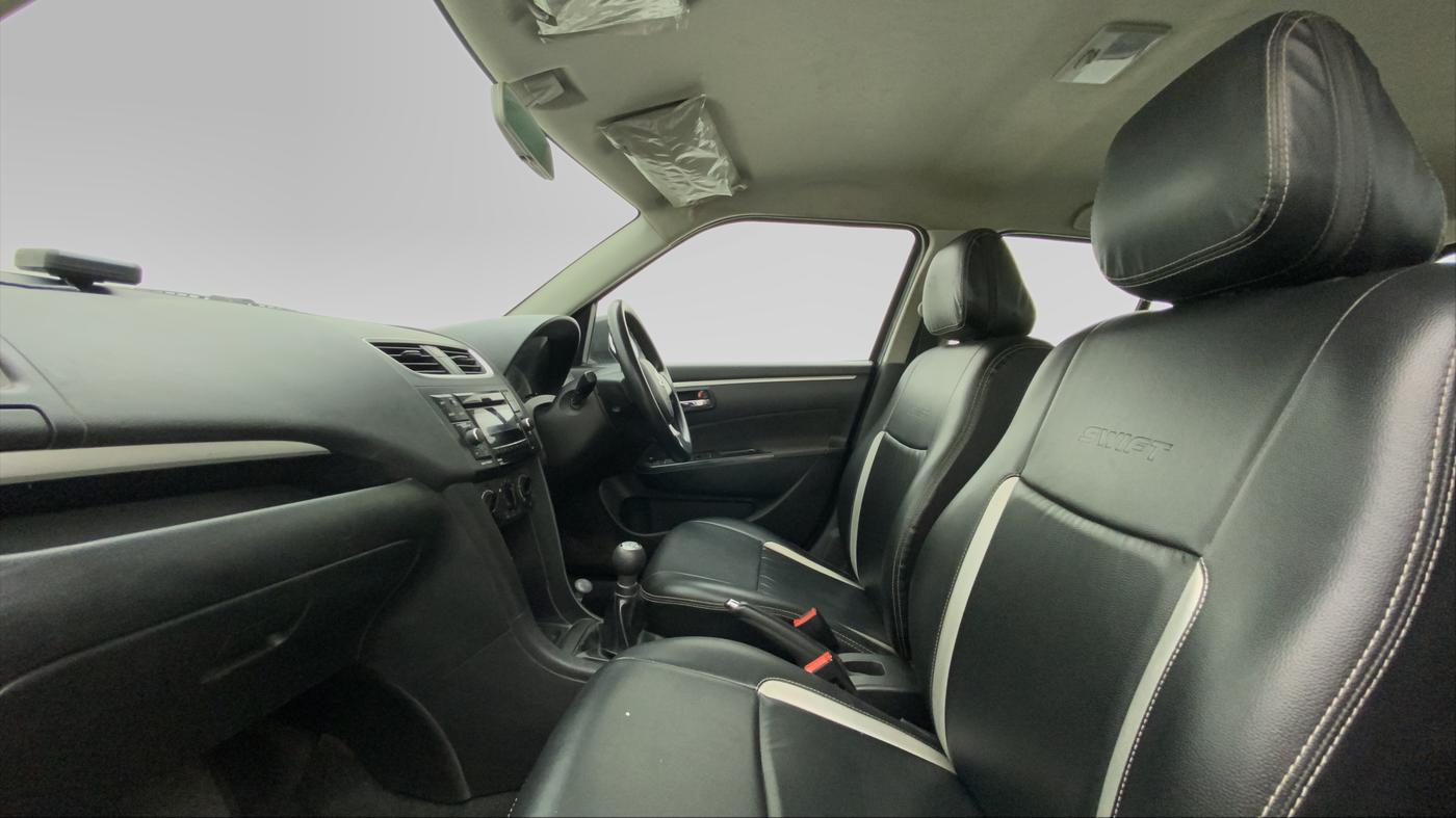 2017 Maruti Swift VXI, Petrol, Manual, 51,044 km, Right Side Front Door Cabin