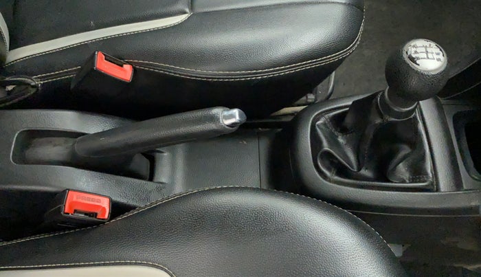 2017 Maruti Swift VXI, Petrol, Manual, 51,044 km, Gear Lever