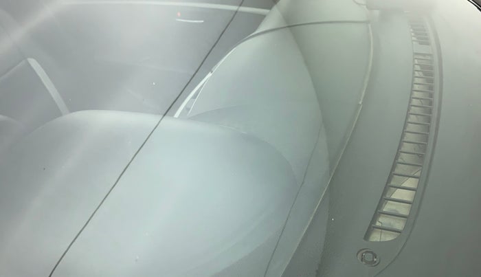 2017 Maruti Swift VXI, Petrol, Manual, 51,044 km, Front windshield - Minor spot on windshield
