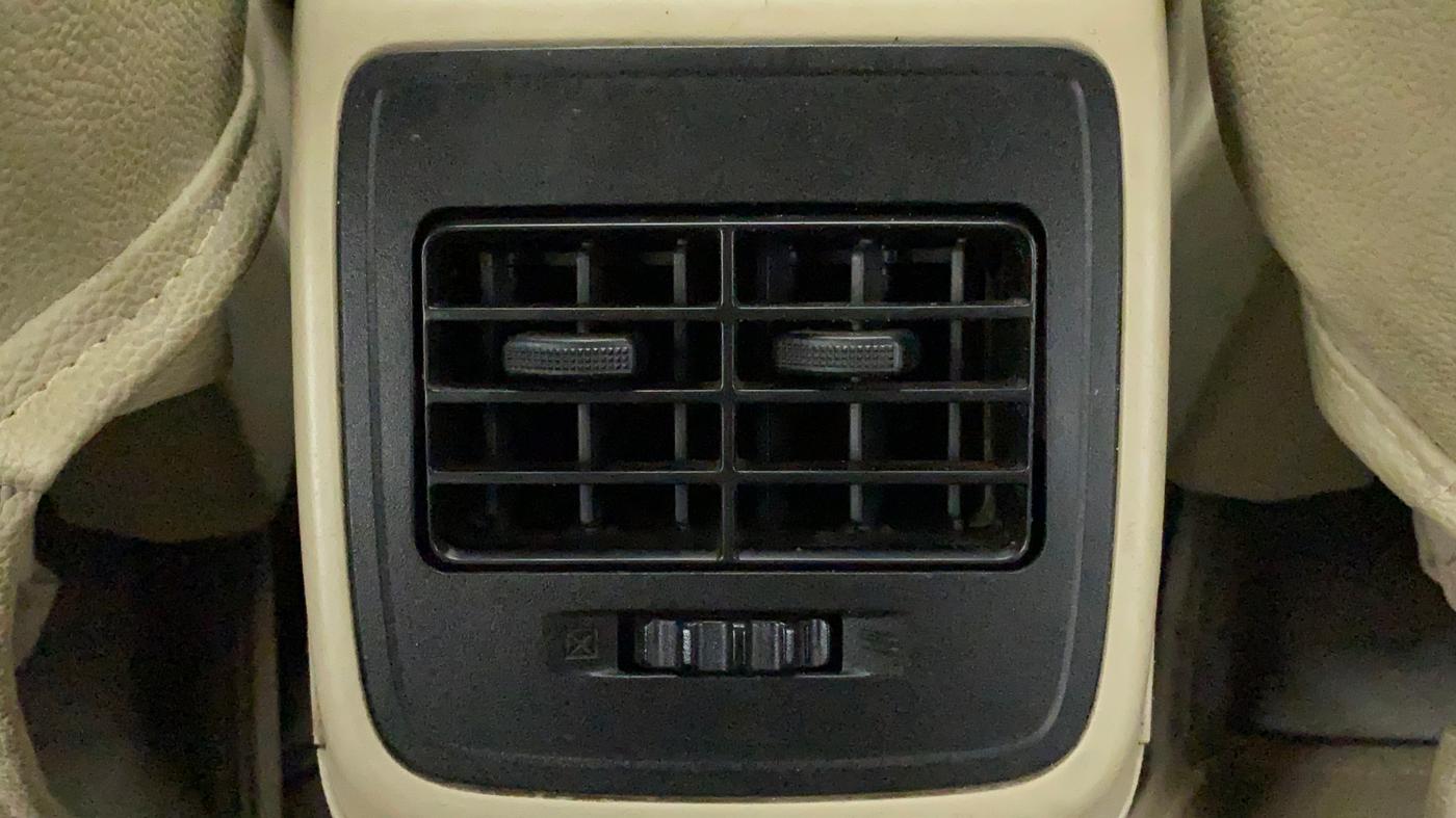 2018 Maruti Dzire VXI, Petrol, Manual, 62,621 km, Rear AC Vents