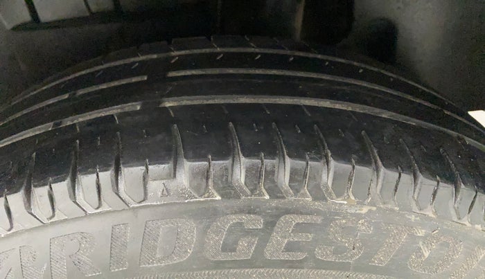 2018 Maruti Dzire VXI, Petrol, Manual, 62,621 km, Left Rear Tyre Tread