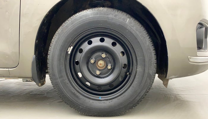 2018 Maruti Dzire VXI, Petrol, Manual, 62,621 km, Right Front Wheel